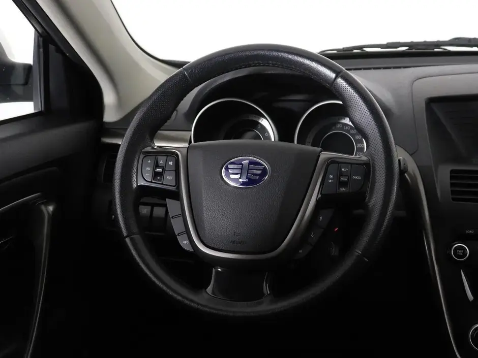 FAW Besturn X80, 2017 г.