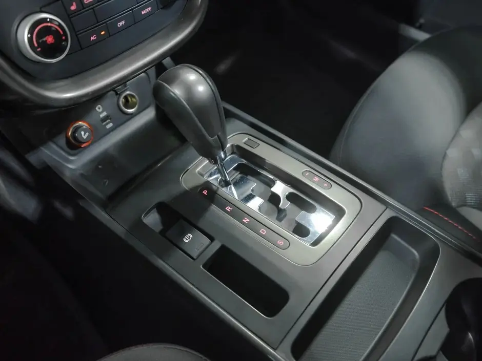 FAW Besturn X80, 2017 г.