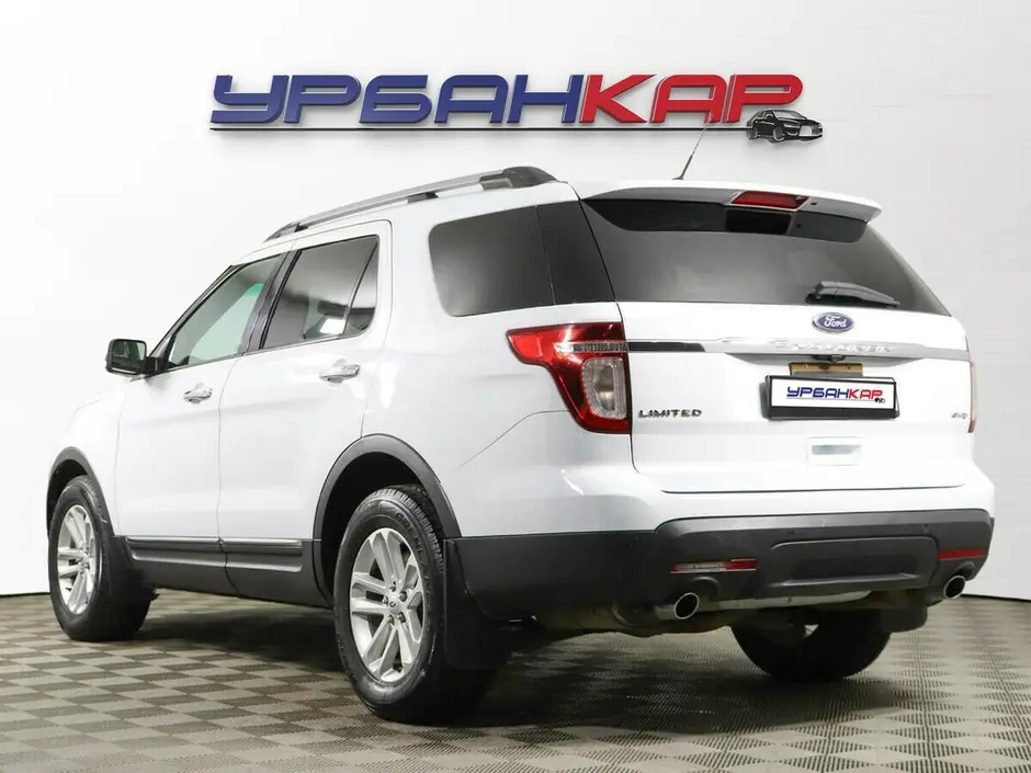 Ford Explorer, 2015 г.