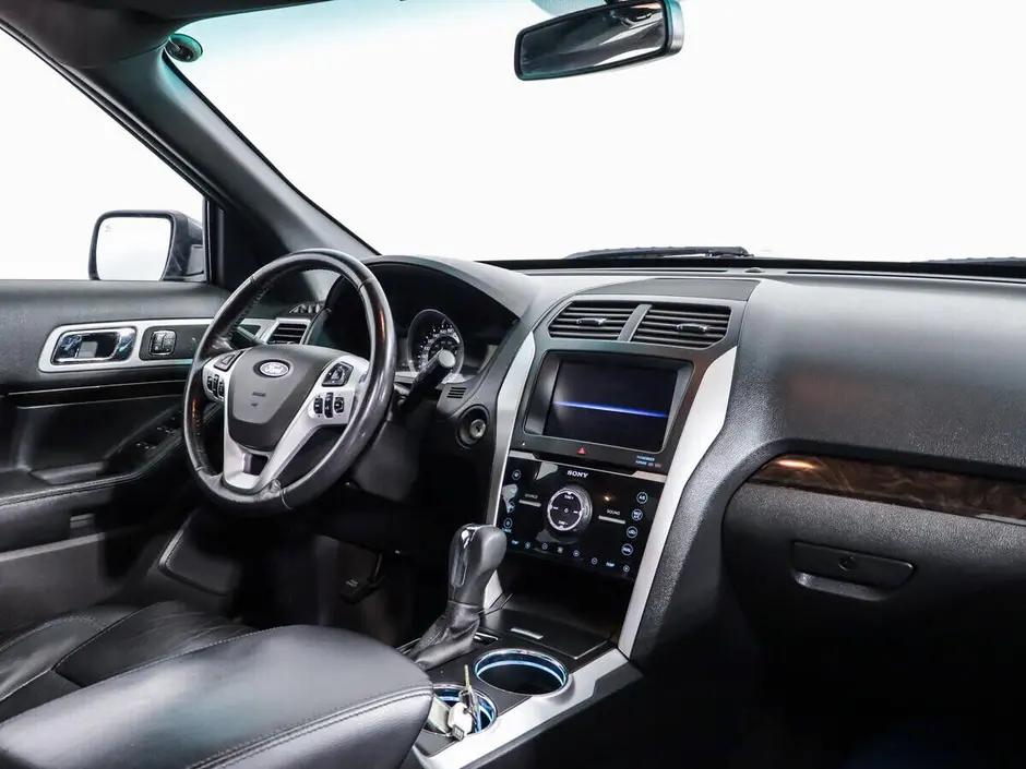 Ford Explorer, 2012 г.