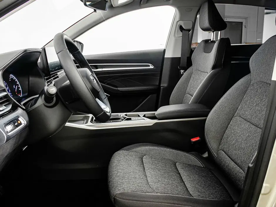 Geely Emgrand, 2023 г.