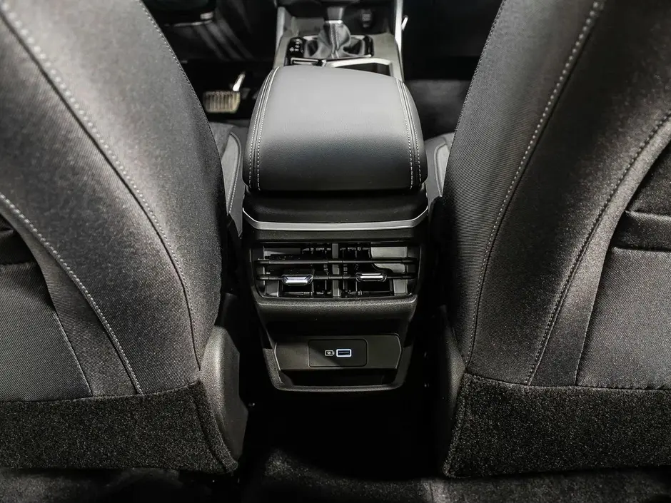 Geely Emgrand, 2023 г.