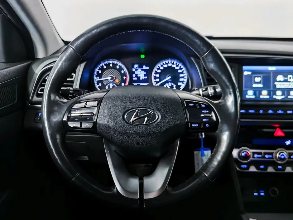 Hyundai Elantra, 2019 г.