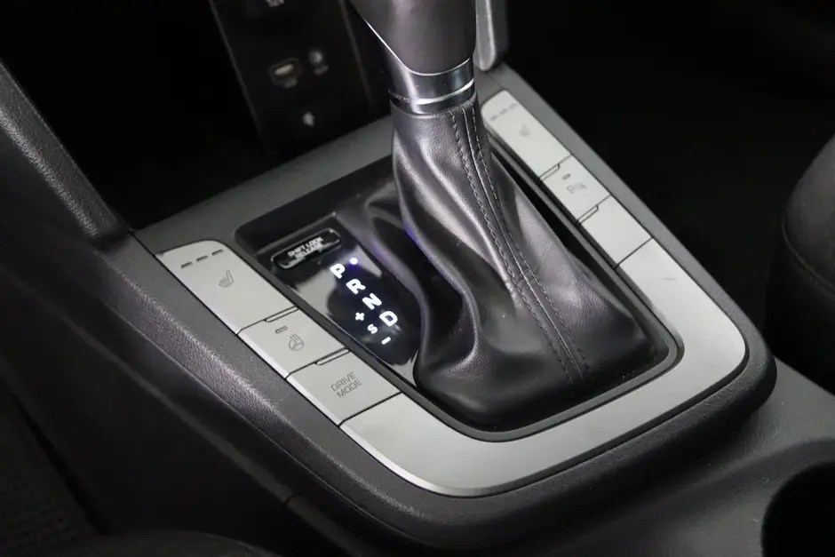 Hyundai Elantra, 2019 г.