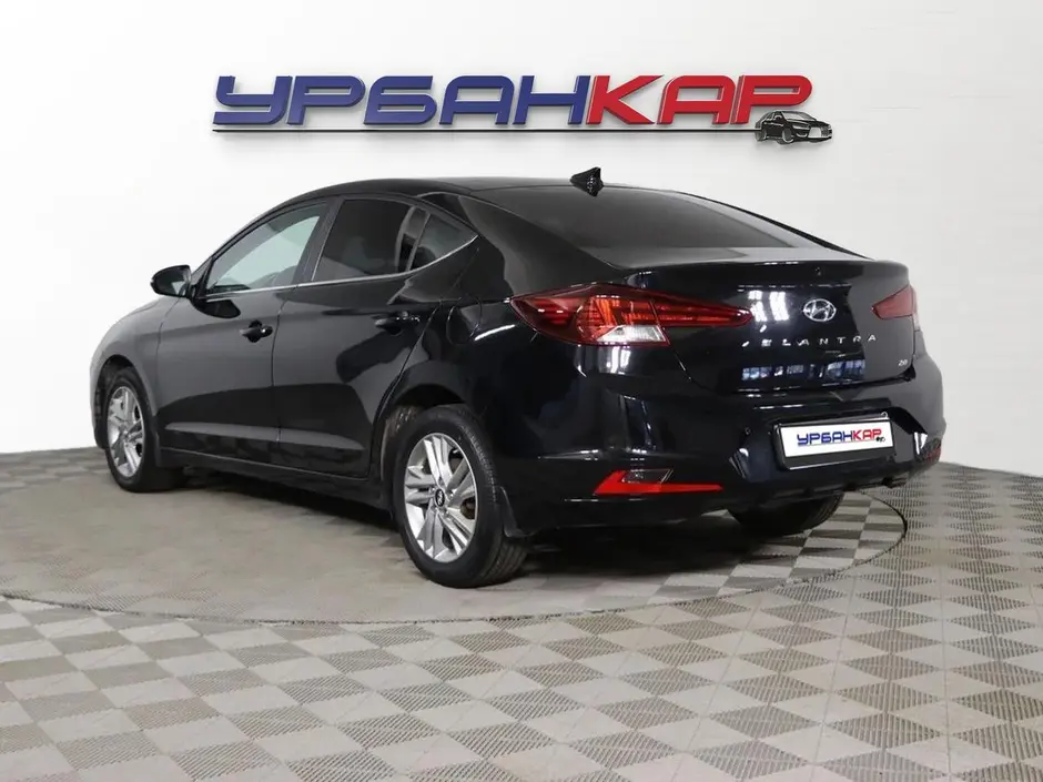 Hyundai Elantra, 2019 г.