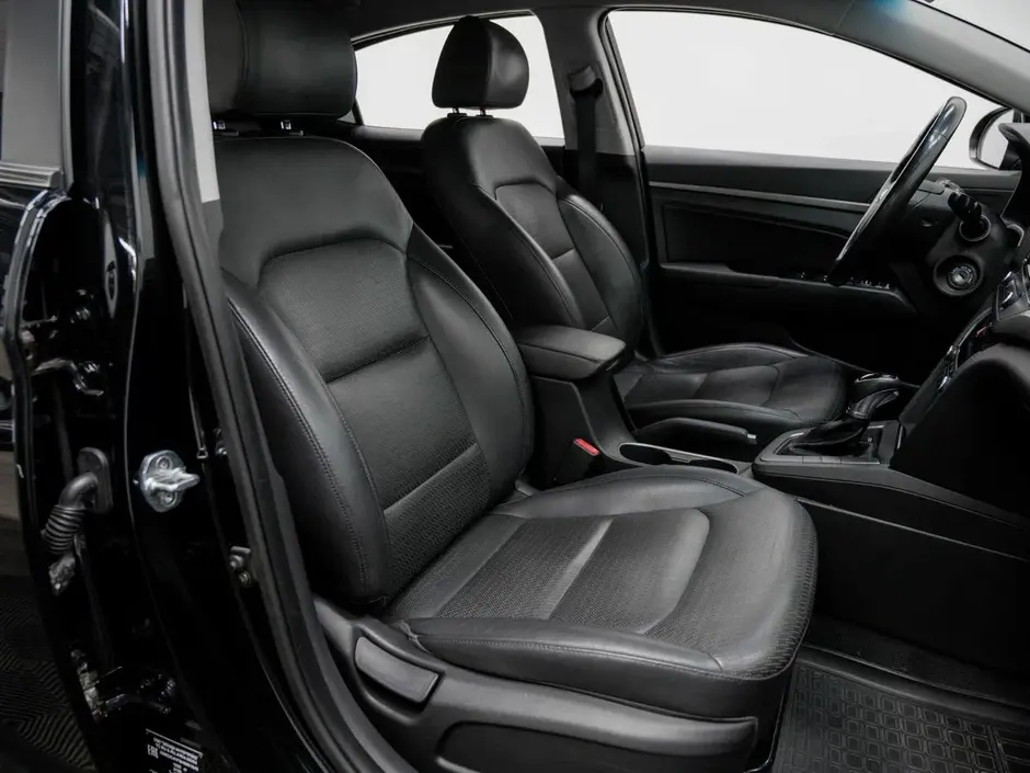 Hyundai Elantra, 2017 г.