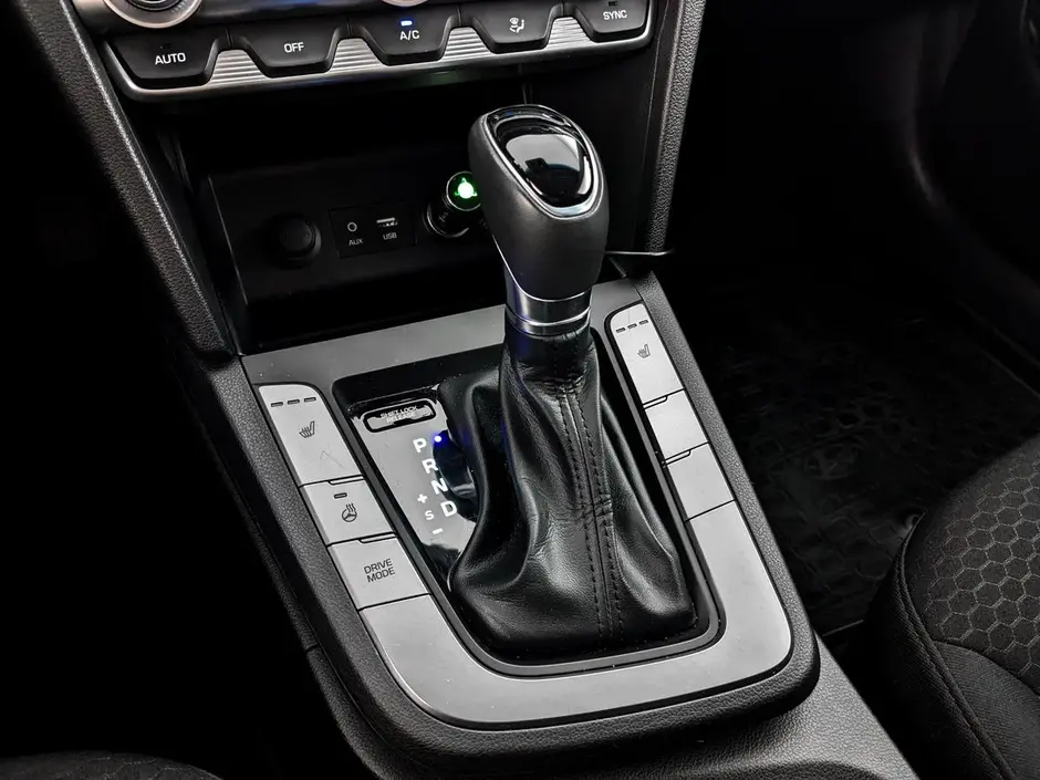 Hyundai Elantra, 2020 г.