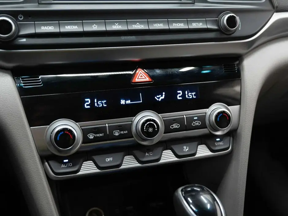 Hyundai Elantra, 2020 г.