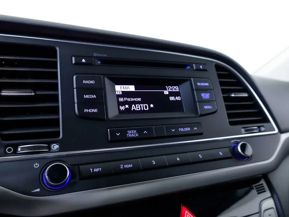 Hyundai Elantra, 2018 г.