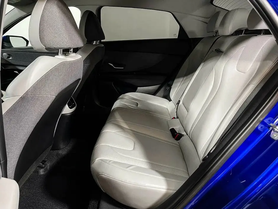 Hyundai Elantra, 2022 г.