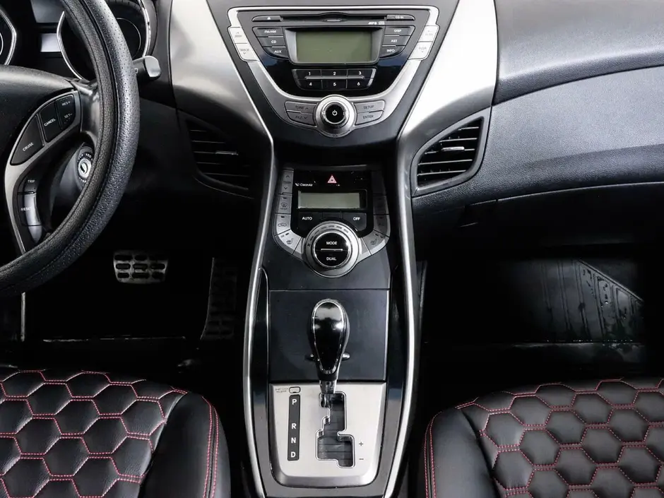 Hyundai Elantra, 2013 г.