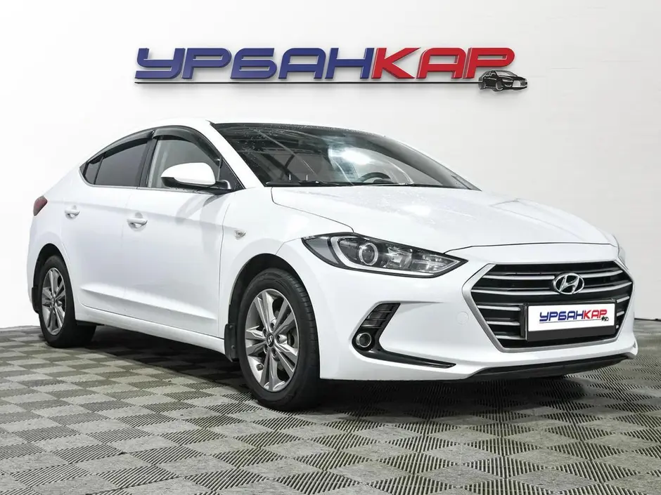 Hyundai Elantra, 2017 г.