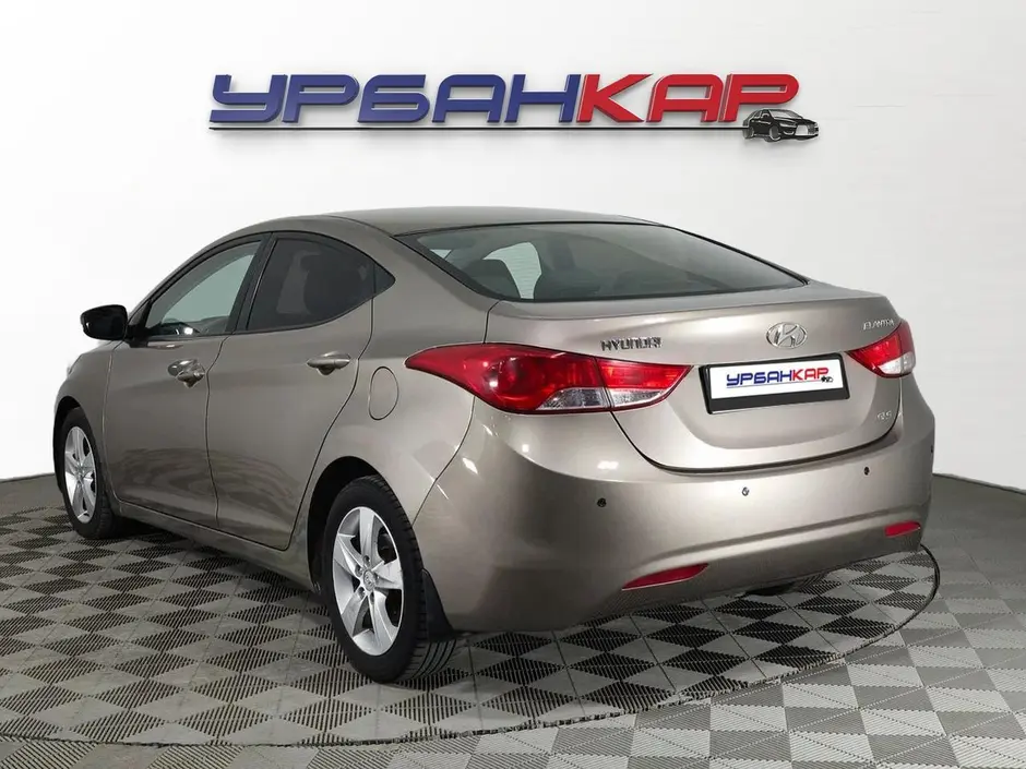 Hyundai Elantra, 2012 г.