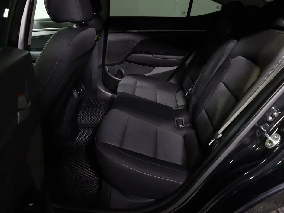 Hyundai Elantra, 2017 г.