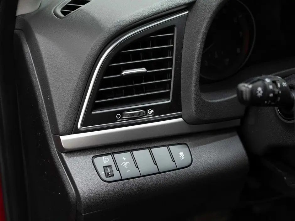 Hyundai Elantra, 2017 г.