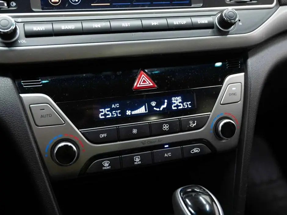 Hyundai Elantra, 2017 г.