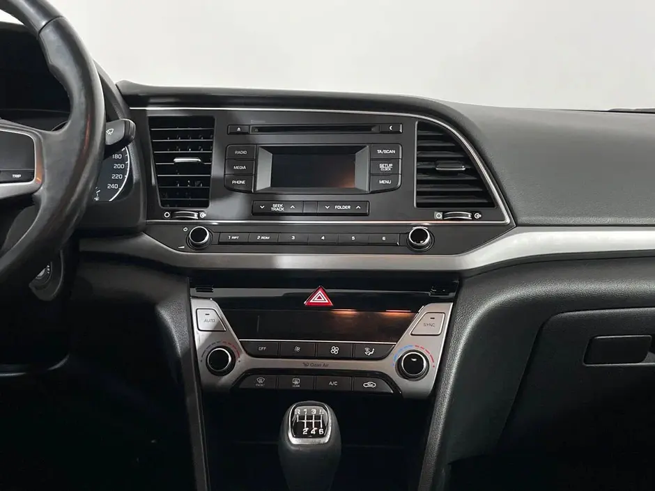 Hyundai Elantra, 2016 г.