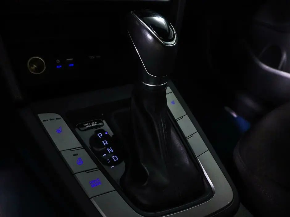 Hyundai Elantra, 2019 г.