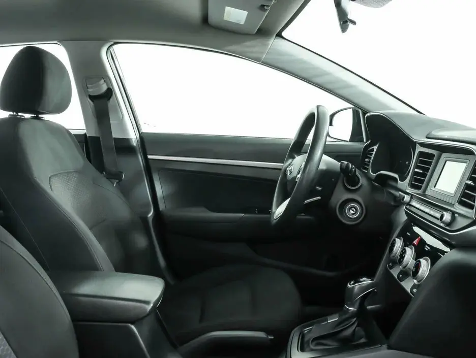 Hyundai Elantra, 2019 г.