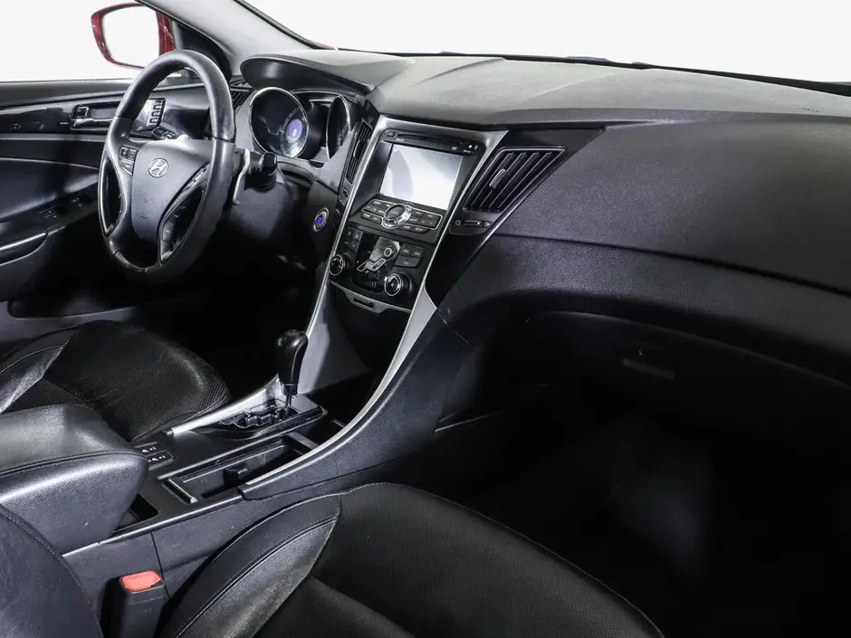 Hyundai Sonata, 2011 г.