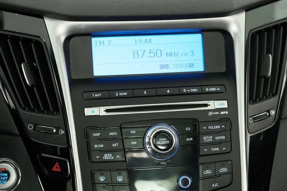 Hyundai Sonata, 2011 г.