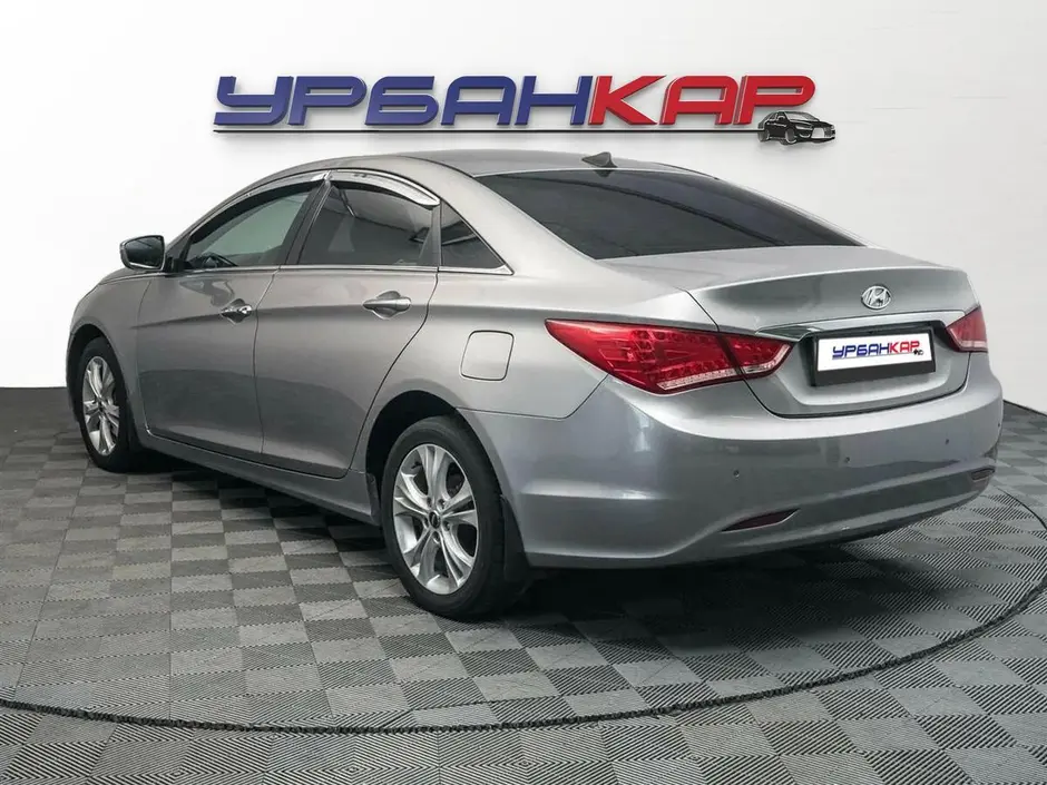 Hyundai Sonata, 2011 г.