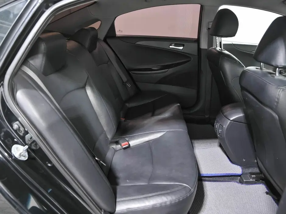 Hyundai Sonata, 2012 г.