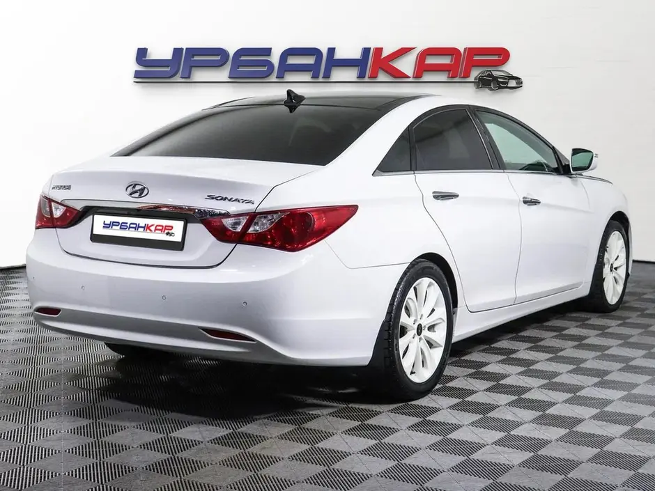 Hyundai Sonata, 2012 г.