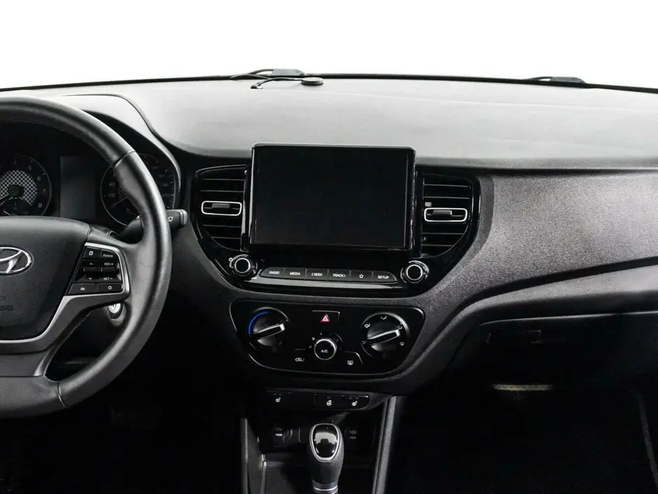 Hyundai Solaris, 2022 г.