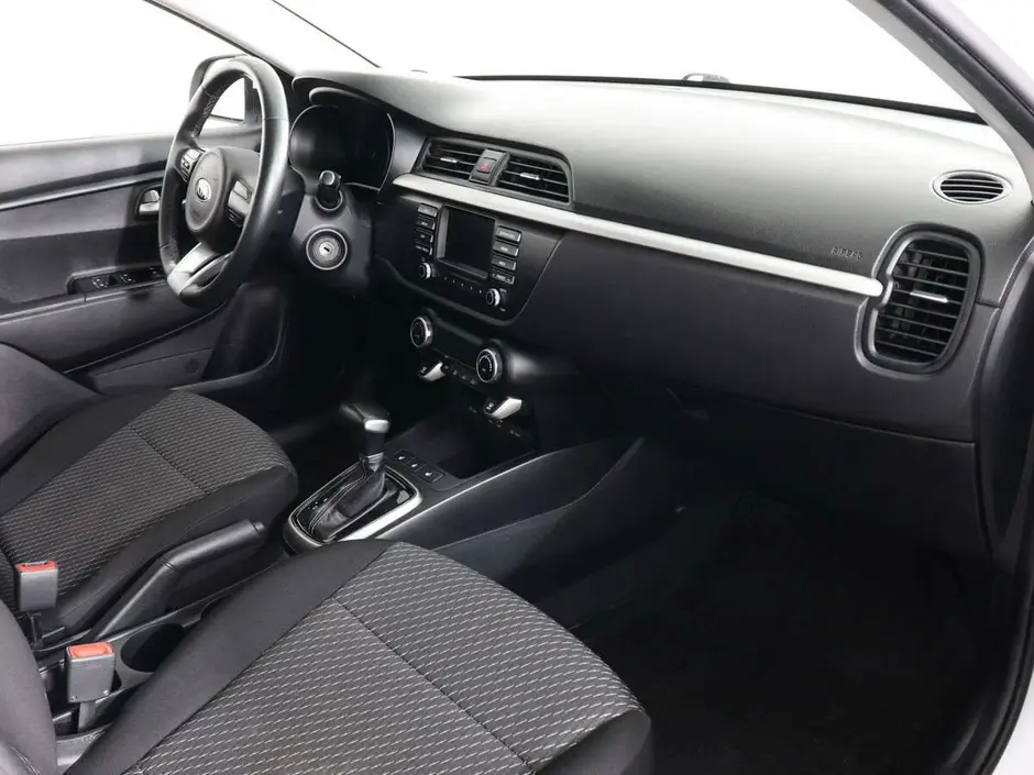 Kia Rio X-Line, 2019 г.