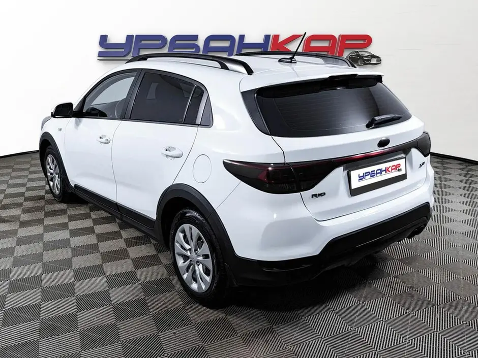 Kia Rio X-Line, 2017 г.