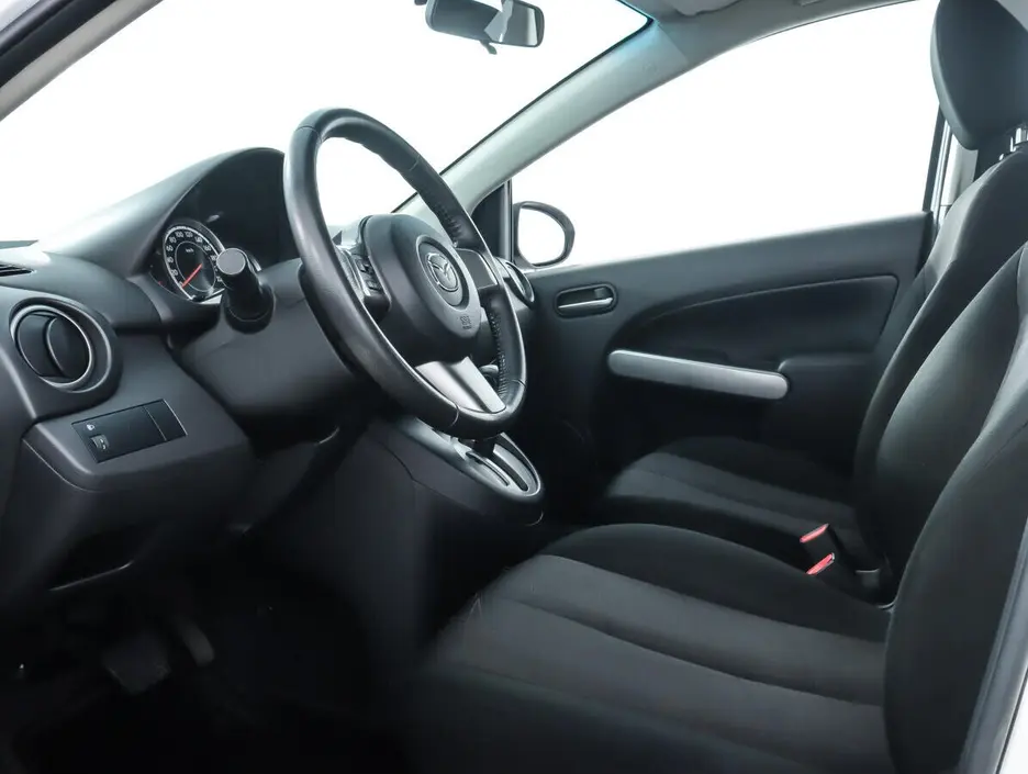 Mazda 2, 2012 г.