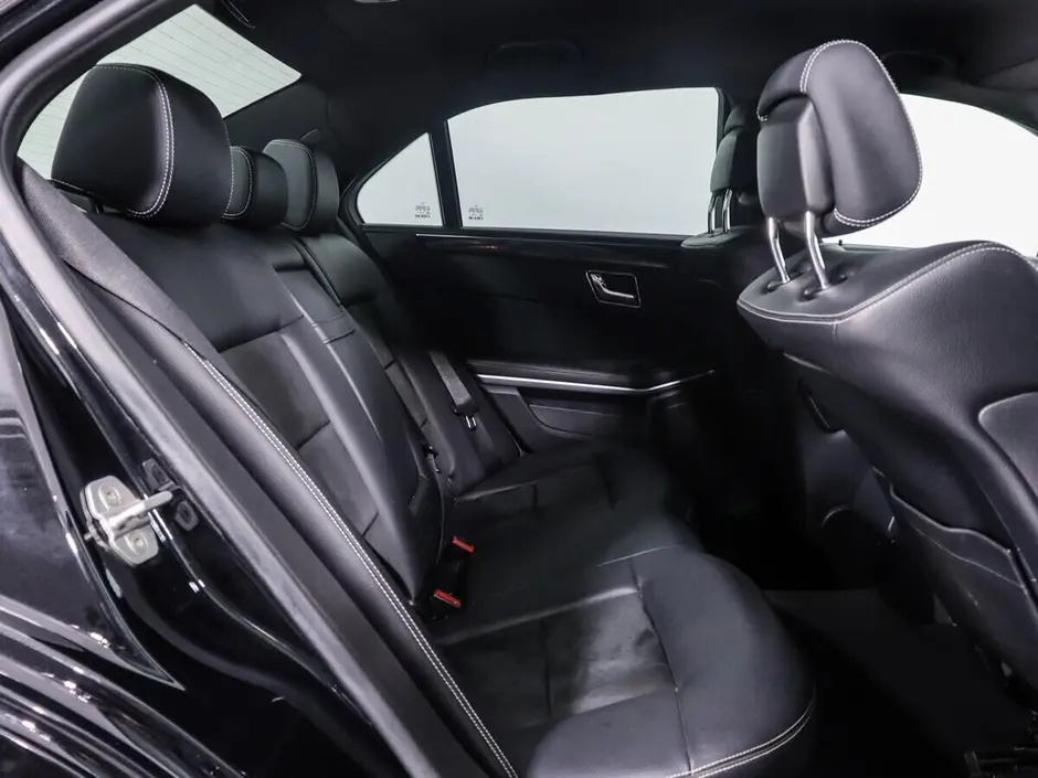 Mercedes-Benz E-Класс, 2011 г.