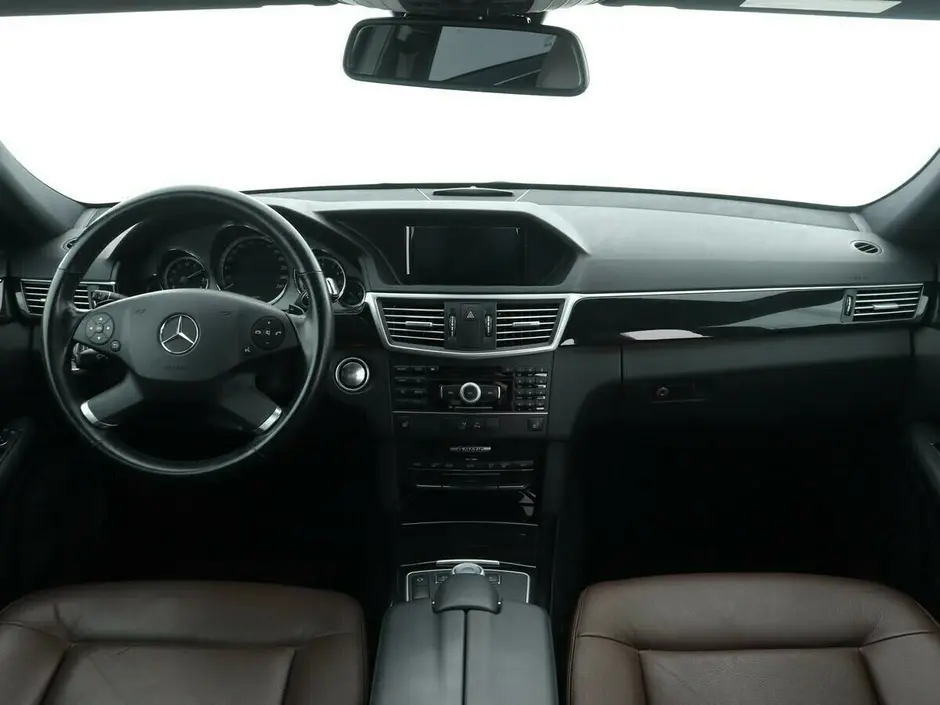 Mercedes-Benz E-Класс, 2010 г.