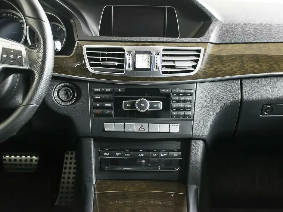 Mercedes-Benz E-Класс, 2015 г.