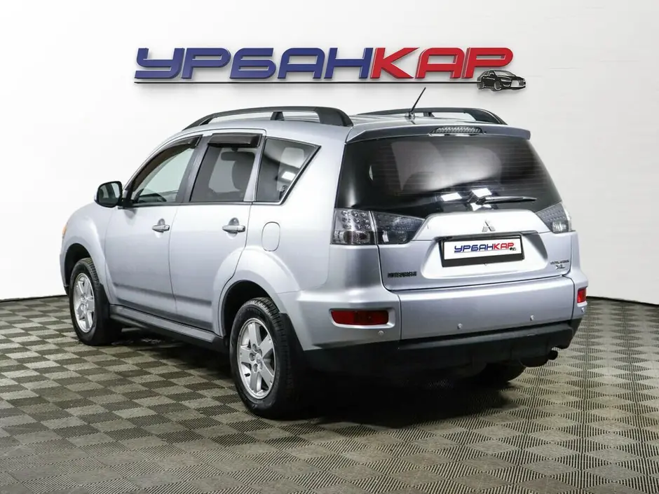 Mitsubishi Outlander, 2011 г.