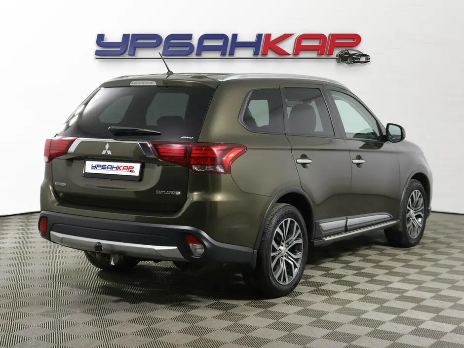 Mitsubishi Outlander, 2017 г.