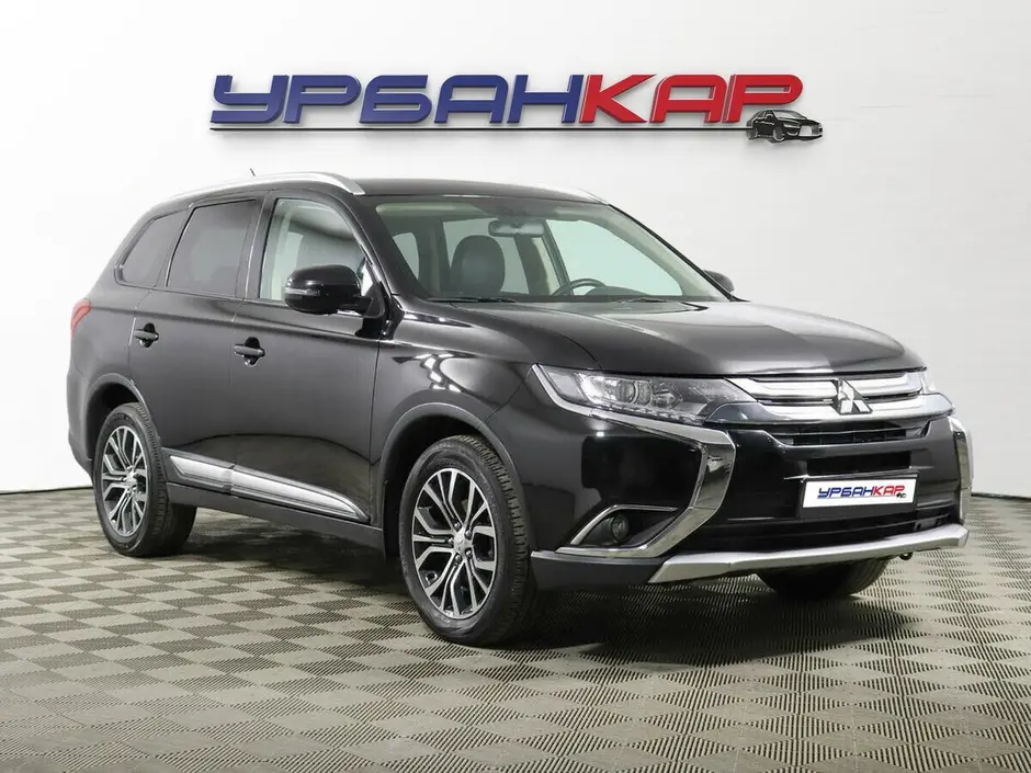 Mitsubishi Outlander, 2015 г.