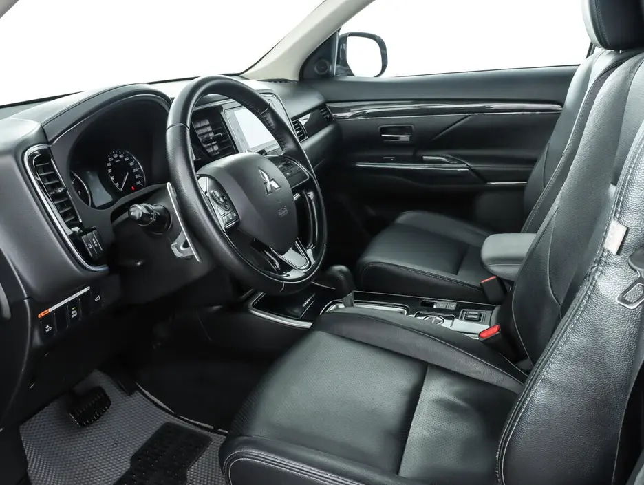 Mitsubishi Outlander, 2018 г.