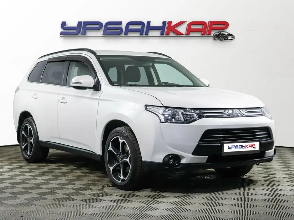 Mitsubishi Outlander, 2013 г.