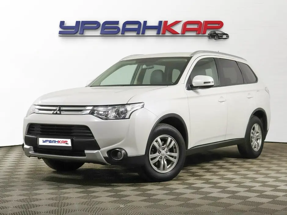 Mitsubishi Outlander, 2014 г.
