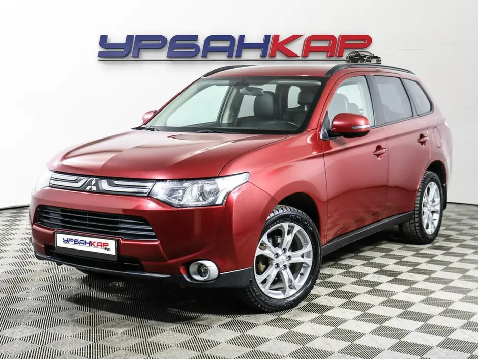 Mitsubishi Outlander, 2014 г.