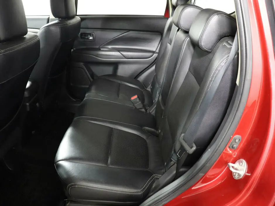 Mitsubishi Outlander, 2014 г.