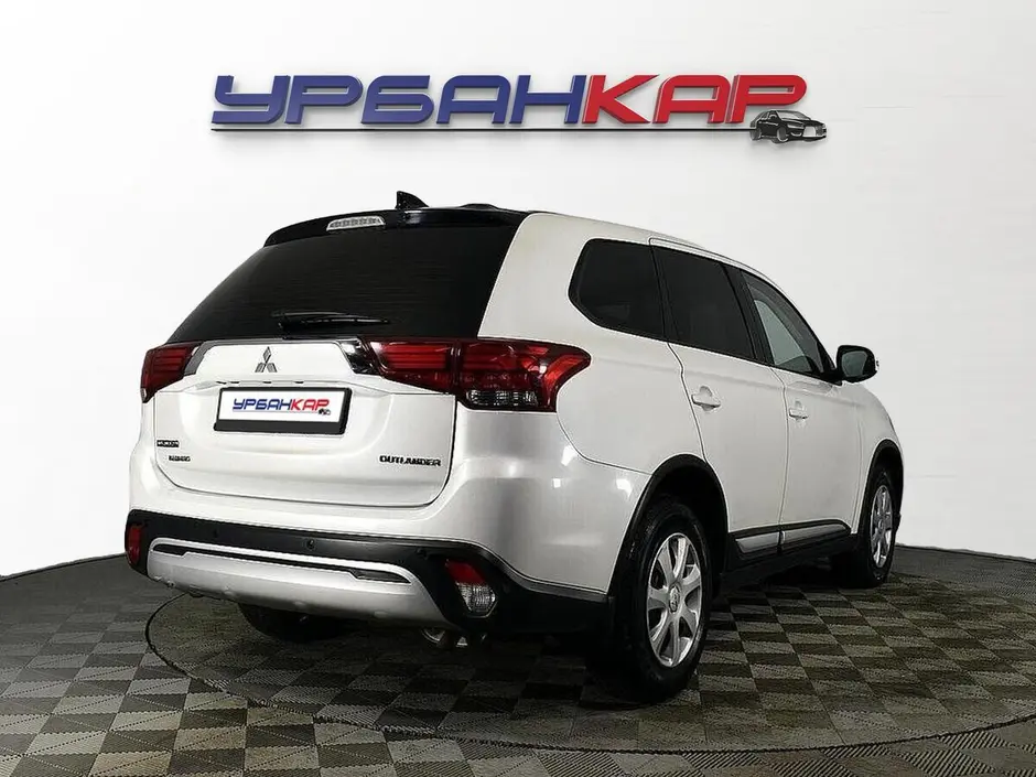 Mitsubishi Outlander, 2018 г.