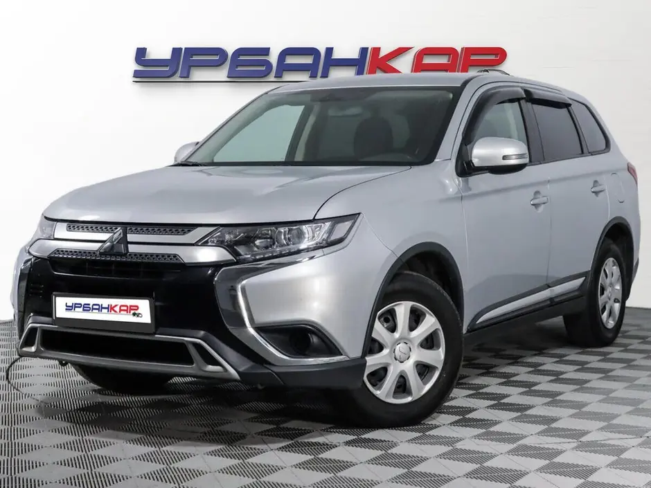 Mitsubishi Outlander, 2019 г.