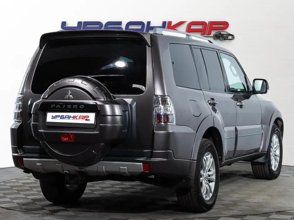 Mitsubishi Pajero, 2011 г.