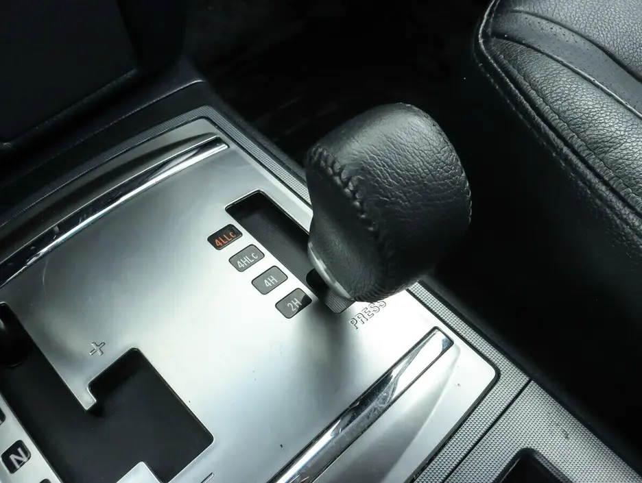 Mitsubishi Pajero, 2012 г.