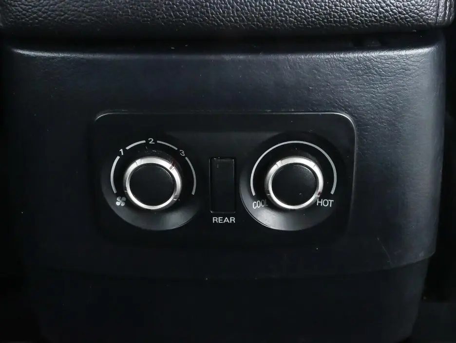 Mitsubishi Pajero, 2012 г.