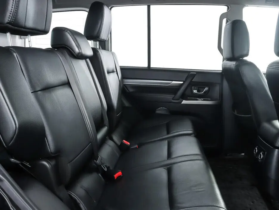 Mitsubishi Pajero, 2012 г.