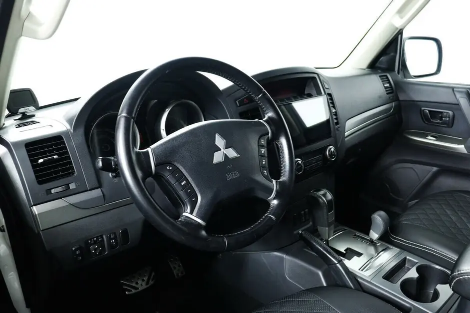 Mitsubishi Pajero, 2011 г.